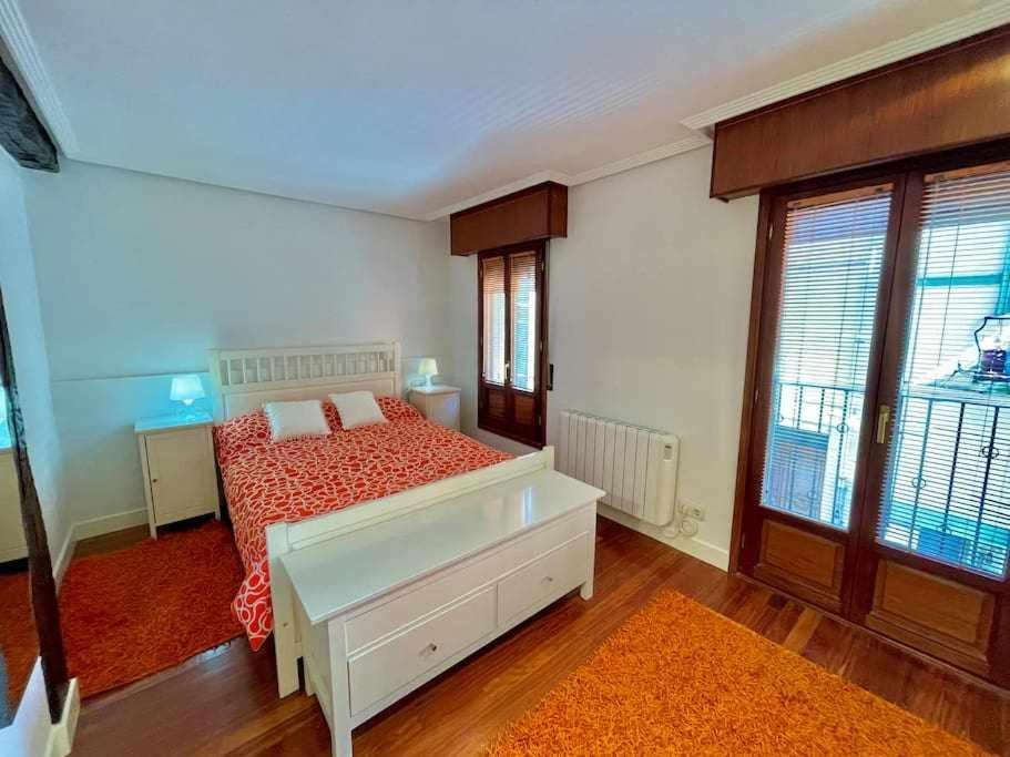 Andra Mari Etxea Apartamento En Parte Antigua Μπερμέο Εξωτερικό φωτογραφία